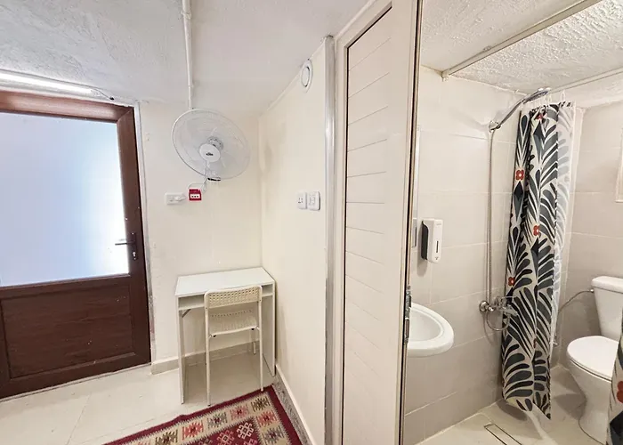 Carob Hostel Amman