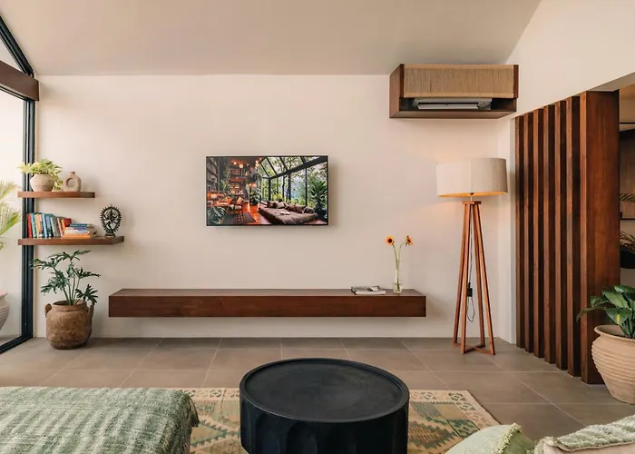Arya Wellness - Female Only Hostel Ubud 