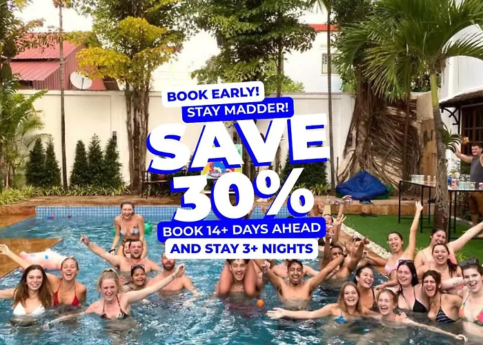 Mad Monkey Hostel Siem Reap