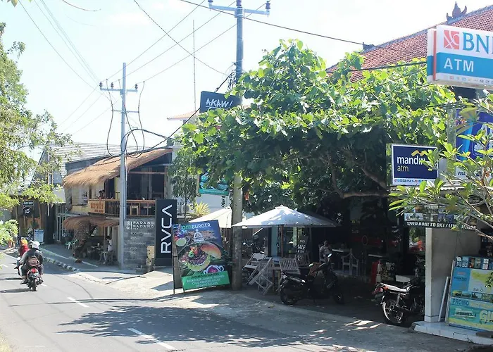 Hostels in Uluwatu