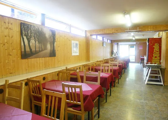Kensal Green Backpackers 2 London