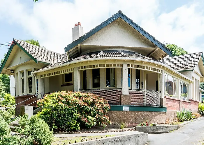 Manor House Backpackers Hostel Dunedin