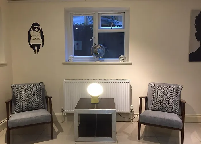 Mapesbury Hostel London