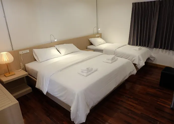F Plus F Hostel Chiang Mai