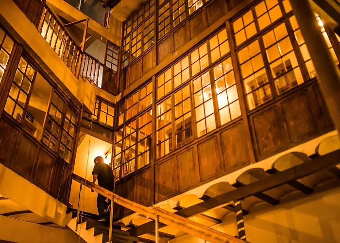 The Adventure Brew Hostel La Paz
