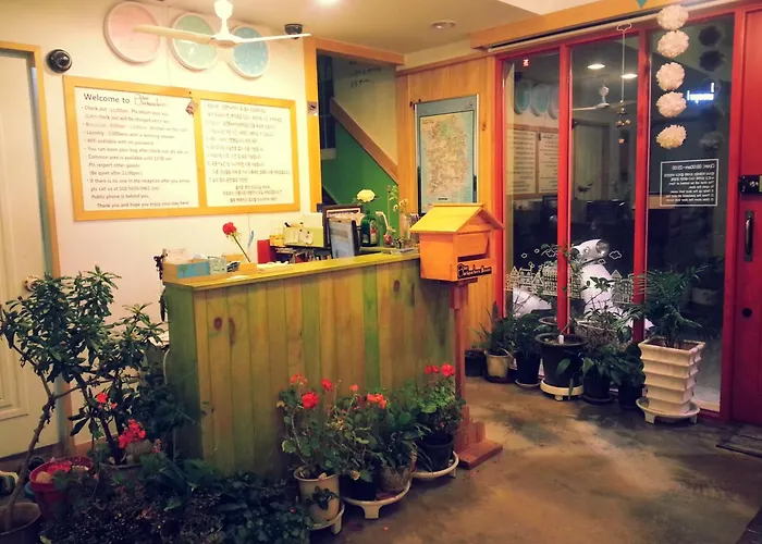 Blue Backpackers Hostel Busan