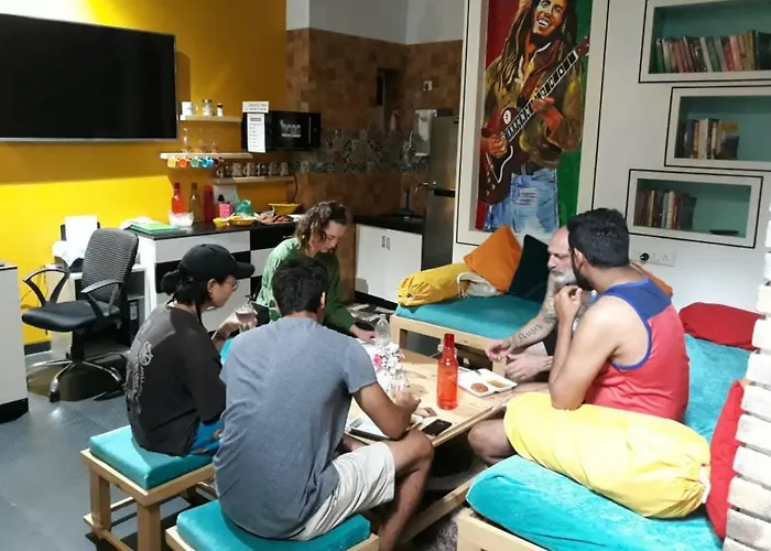 Mumbai Staytion Dorm- A Backpackers Hostel