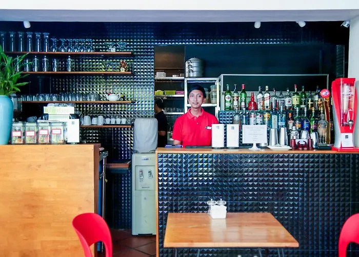 Manor House Hostel Phnom Penh