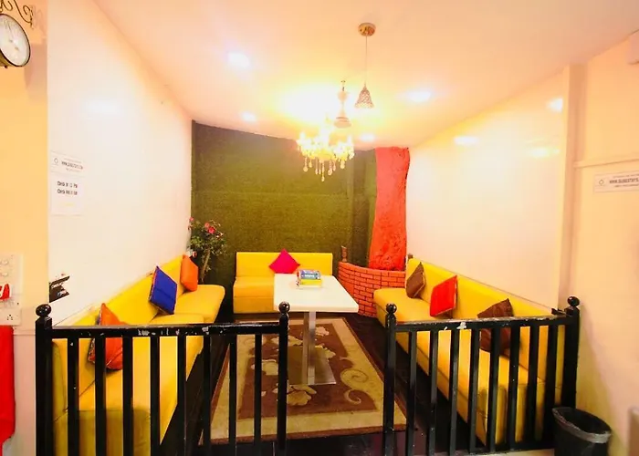 Town Hostel Mumbai - Ac Dormitory