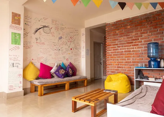 Tag Along Backpackers Hostel Gangtok