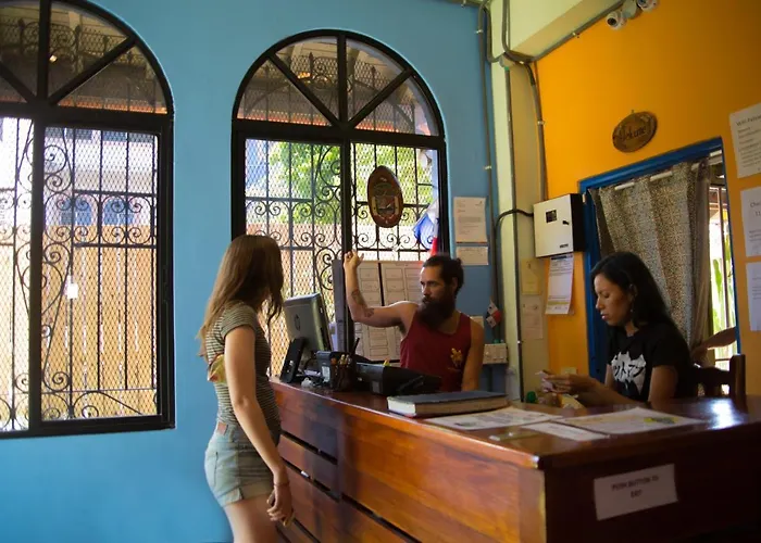 Hostel Mamallena Panama City