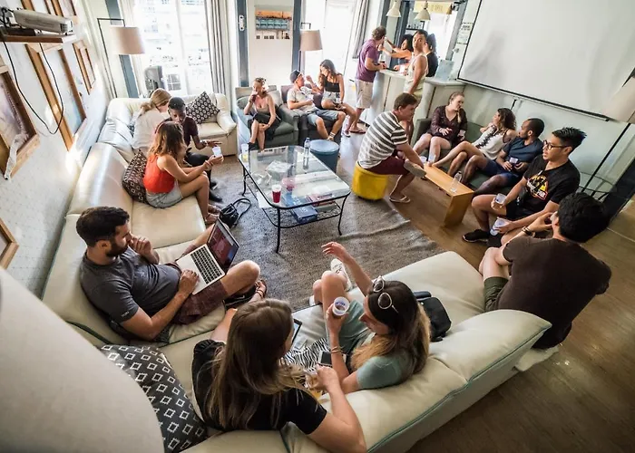 Goodmorning Solo Traveller Hostel Lisbon