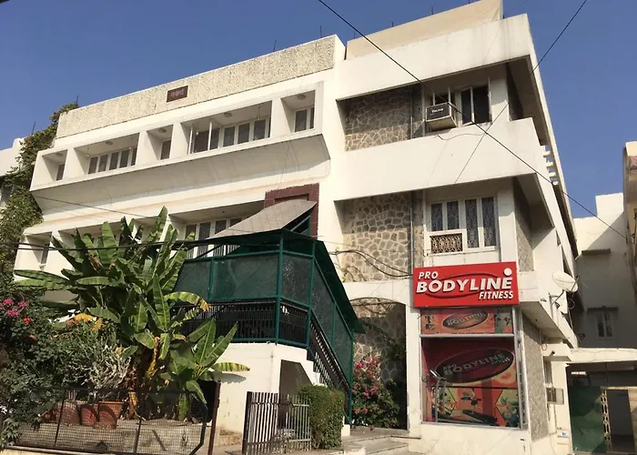 Horn Ok Please Hostel Jaipur