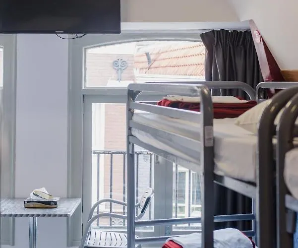 Hostel Warmoes Amsterdam