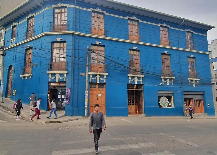 The Adventure Brew Hostel La Paz